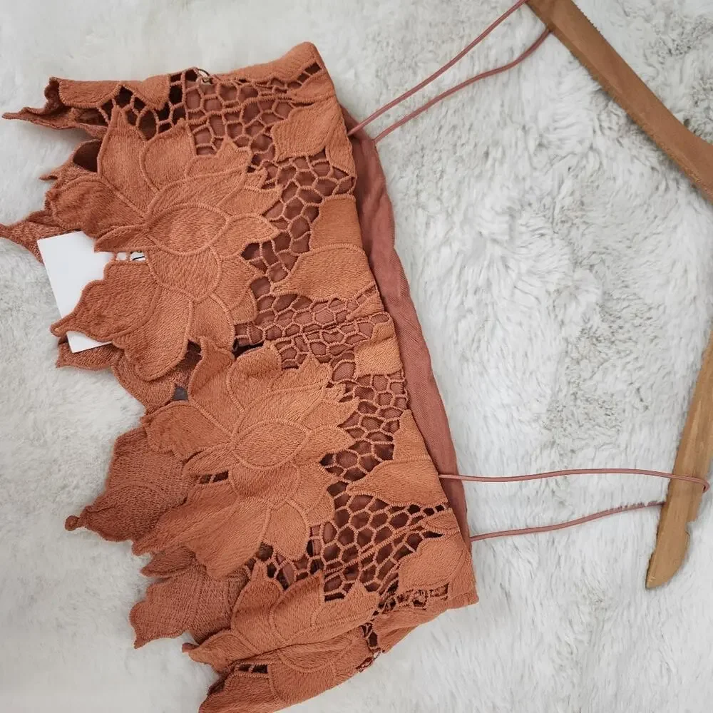 Rumer The Label Tropez Rust Orange Floral Lace Asymmetric Crop Top Medium NWT - Picture 9 of 13